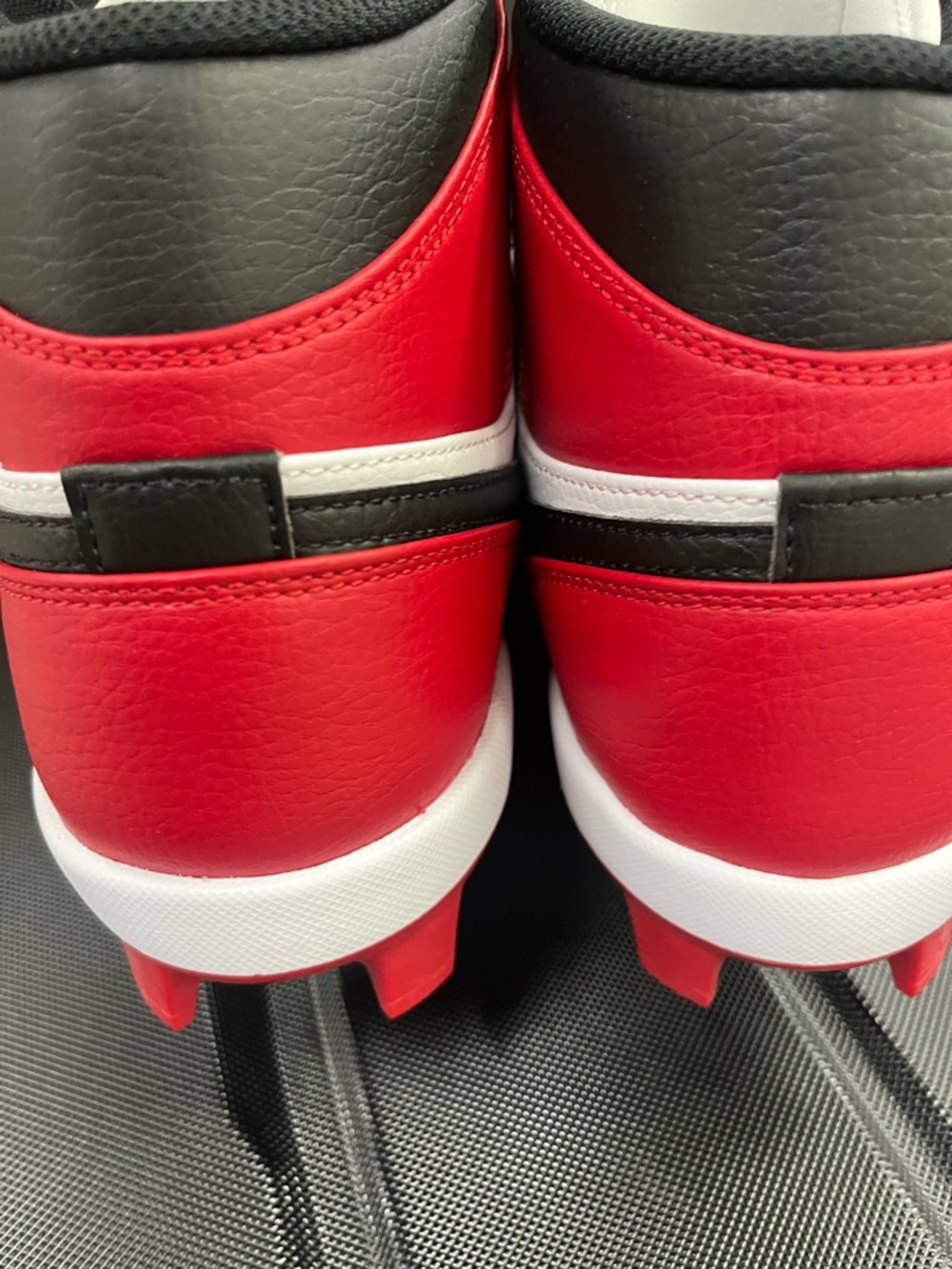 Nike Air Jordan retro av5354-611 Men’s Red White Black Baseball Cleats no box - Picture 7 of 11